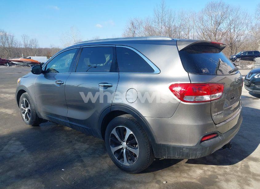 Photo 3 of 2016 Kia Sorento 2.0T EX (VIN 5XYPH4A15GG106891)