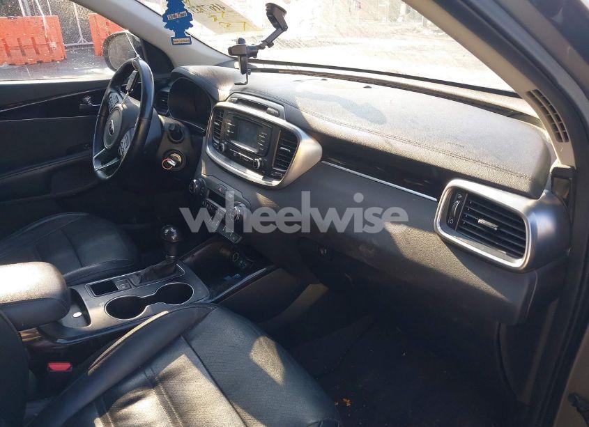 Photo 5 of 2016 Kia Sorento 2.0T EX (VIN 5XYPH4A15GG106891)