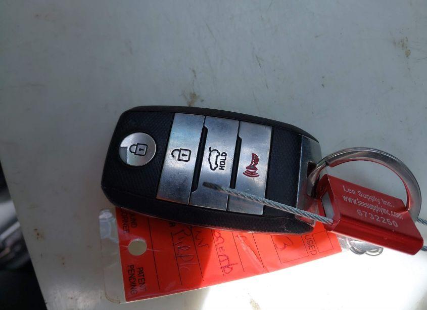 Photo 11 of 2017 Kia Sorento 2.0T EX (VIN 5XYPH4A15HG295043)