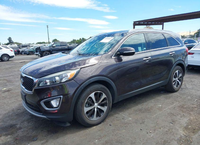 Photo 2 of 2017 Kia Sorento 2.0T EX (VIN 5XYPH4A15HG295043)