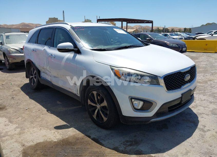 2016 Kia Sorento 2.0T EX (VIN 5XYPH4A16GG126972) main photo