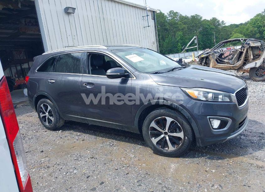 Photo 14 of 2016 Kia Sorento 2.0T EX (VIN 5XYPH4A17GG015878)