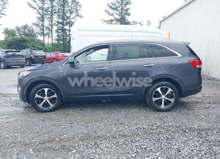Photo 15 of 2016 Kia Sorento 2.0T EX (VIN 5XYPH4A17GG015878)