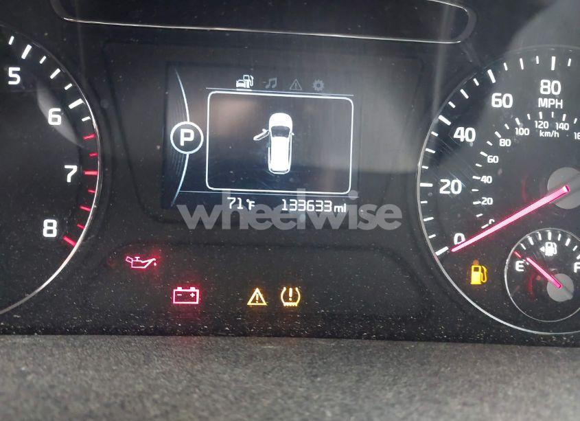 Photo 16 of 2016 Kia Sorento 2.0T EX (VIN 5XYPH4A17GG015878)