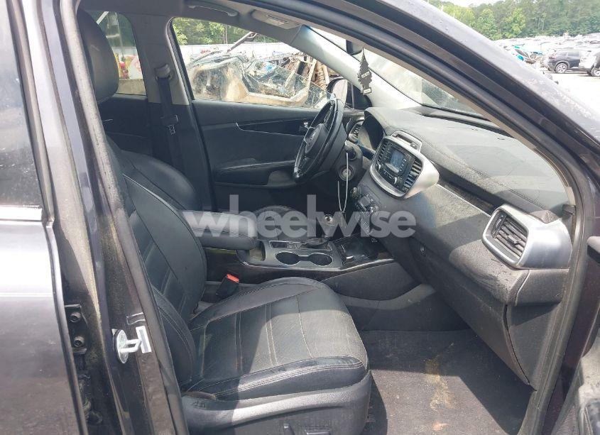 Photo 5 of 2016 Kia Sorento 2.0T EX (VIN 5XYPH4A17GG015878)