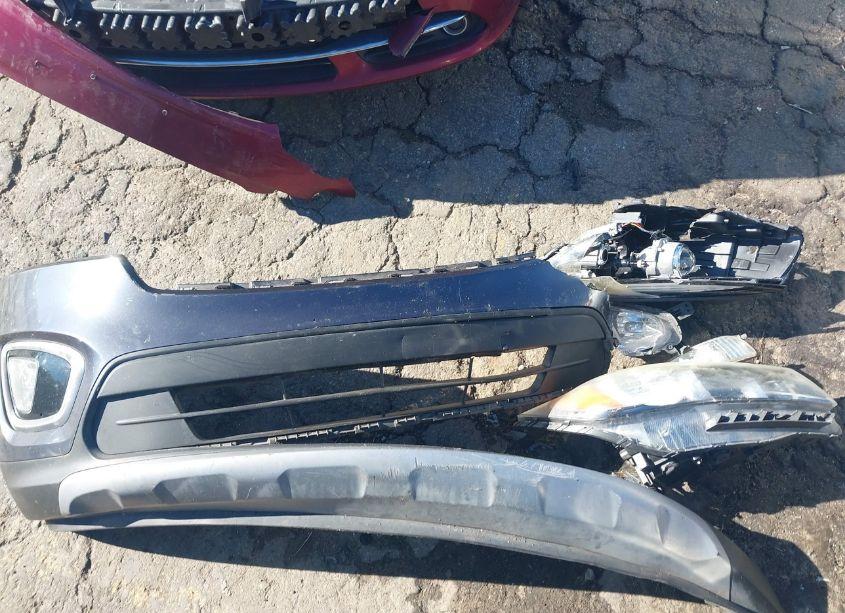 Photo 12 of 2016 Kia Sorento 2.0T EX (VIN 5XYPH4A19GG019902)