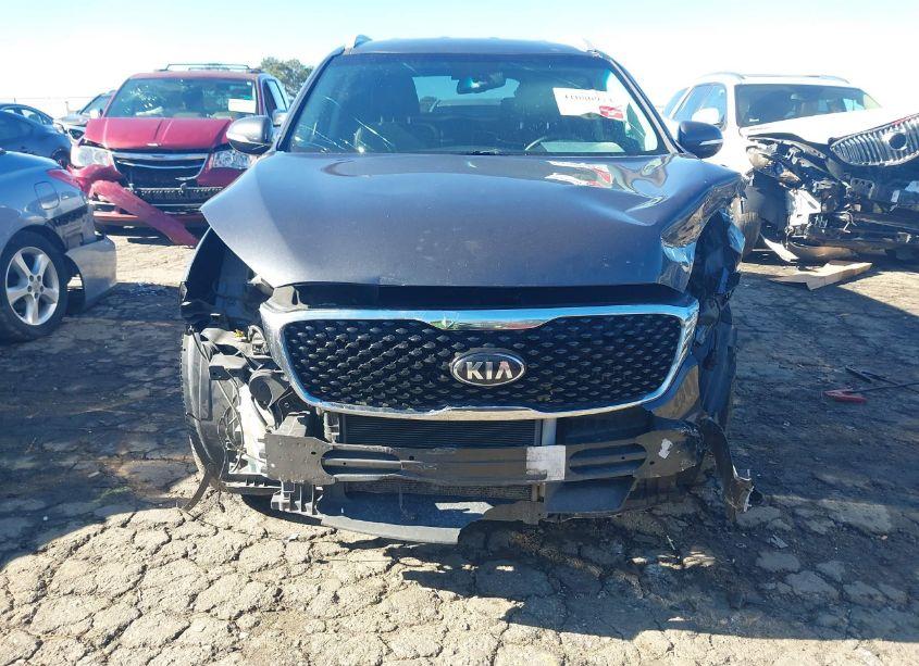 Photo 6 of 2016 Kia Sorento 2.0T EX (VIN 5XYPH4A19GG019902)