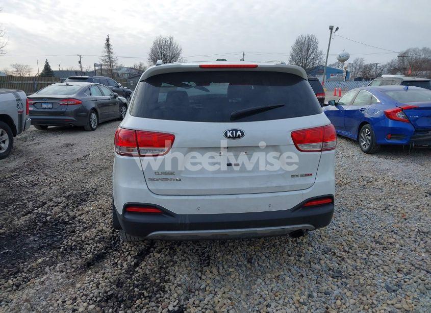Photo 16 of 2017 Kia Sorento 2.0T EX (VIN 5XYPH4A19HG275717)