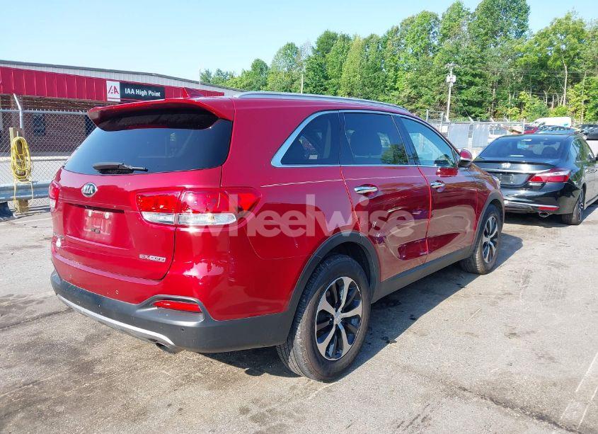 Photo 4 of 2017 Kia Sorento 2.0T EX (VIN 5XYPH4A19HG325385)