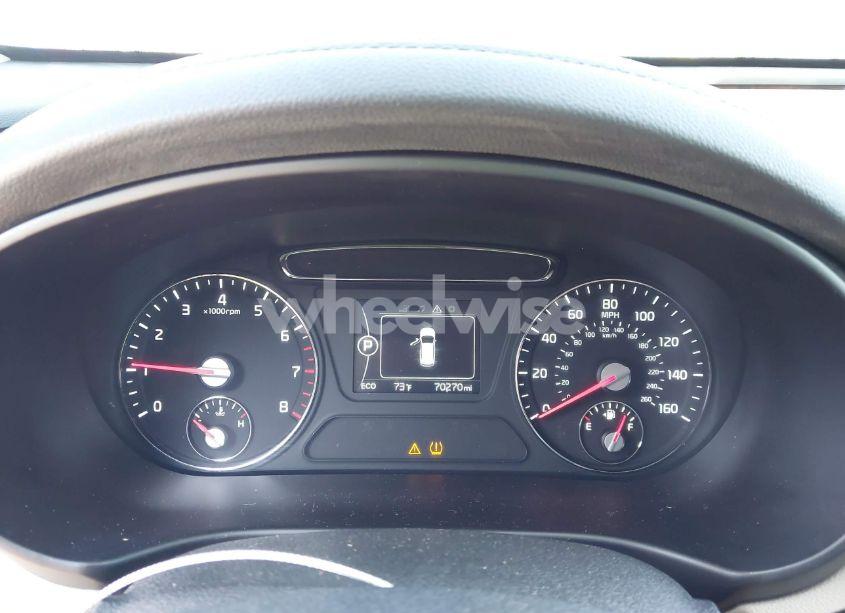 Photo 7 of 2017 Kia Sorento 2.0T EX (VIN 5XYPH4A19HG325385)