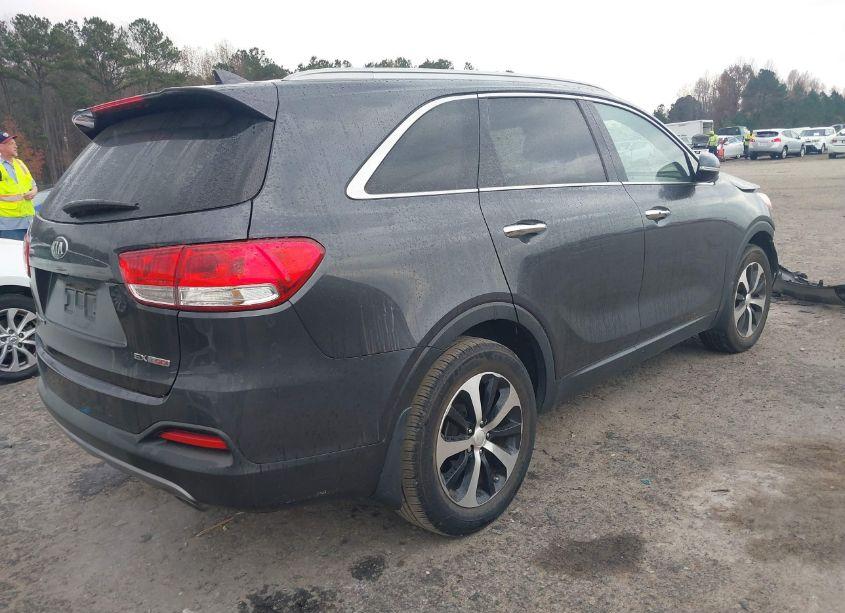 Photo 4 of 2016 Kia Sorento 2.0T EX (VIN 5XYPH4A1XGG039429)