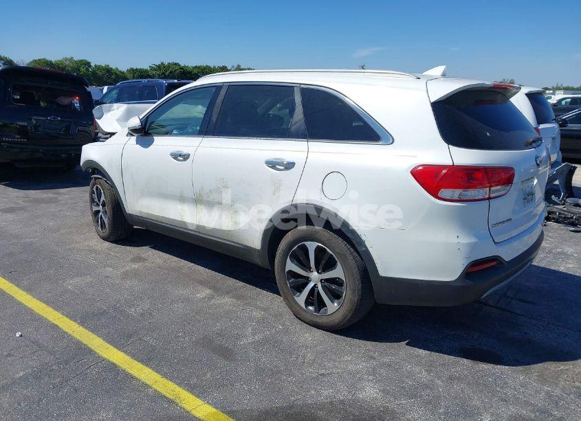 Photo 3 of 2018 Kia Sorento 2.0T EX (VIN 5XYPH4A1XJG360863)