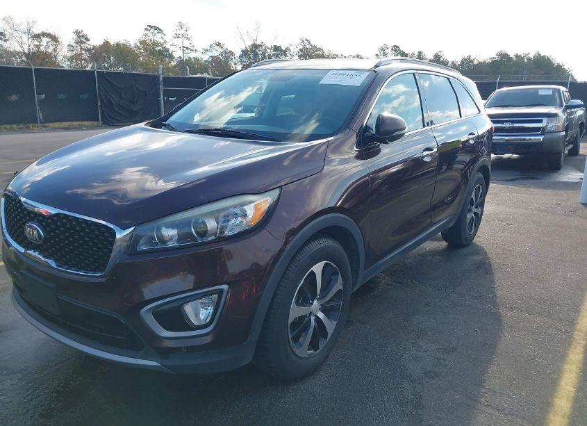 Photo 2 of 2016 Kia Sorento 3.3L EX (VIN 5XYPH4A50GG063015)