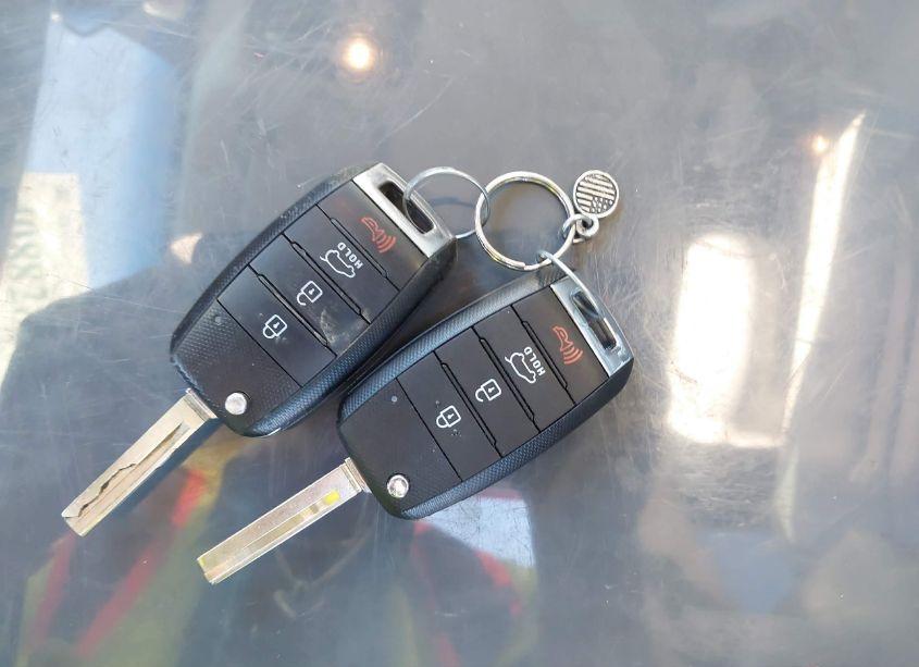 Photo 11 of 2016 Kia Sorento 3.3L EX (VIN 5XYPH4A50GG146444)