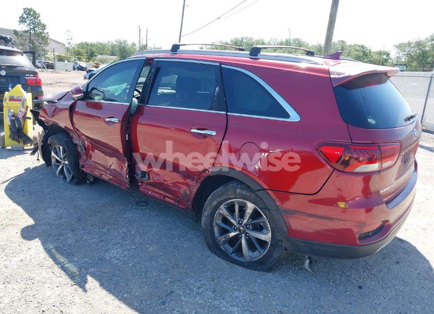 Photo 3 of 2019 Kia Sorento 3.3L EX (VIN 5XYPH4A50KG464007)