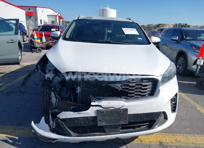 Photo 11 of 2019 Kia Sorento 3.3L EX (VIN 5XYPH4A50KG500567)