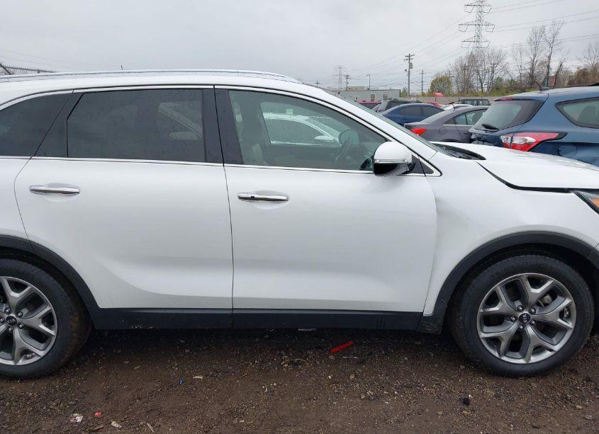 Photo 14 of 2019 Kia Sorento 3.3L EX SPORT (VIN 5XYPH4A50KG594403)