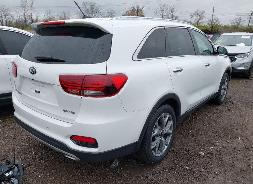 Photo 4 of 2019 Kia Sorento 3.3L EX SPORT (VIN 5XYPH4A50KG594403)
