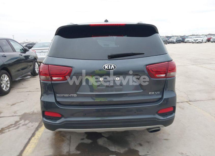 Photo 16 of 2020 Kia Sorento 3.3L EX (VIN 5XYPH4A50LG666153)