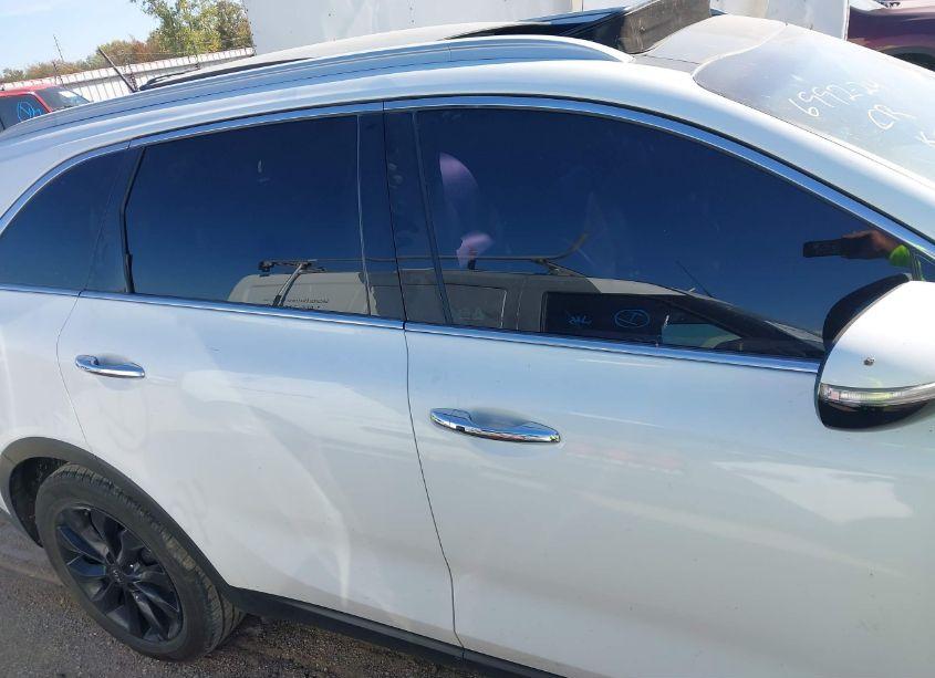 Photo 13 of 2020 Kia Sorento 3.3L EX (VIN 5XYPH4A50LG708692)