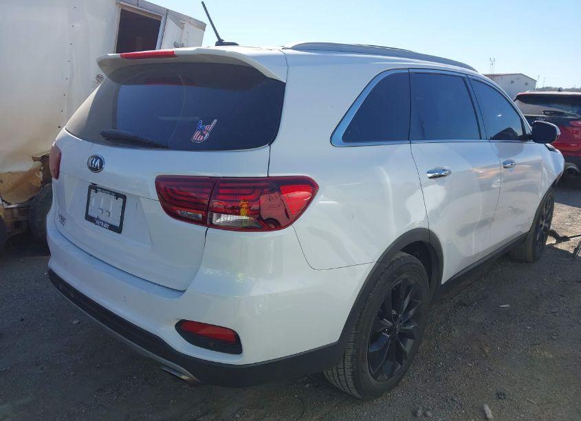 Photo 4 of 2020 Kia Sorento 3.3L EX (VIN 5XYPH4A50LG708692)