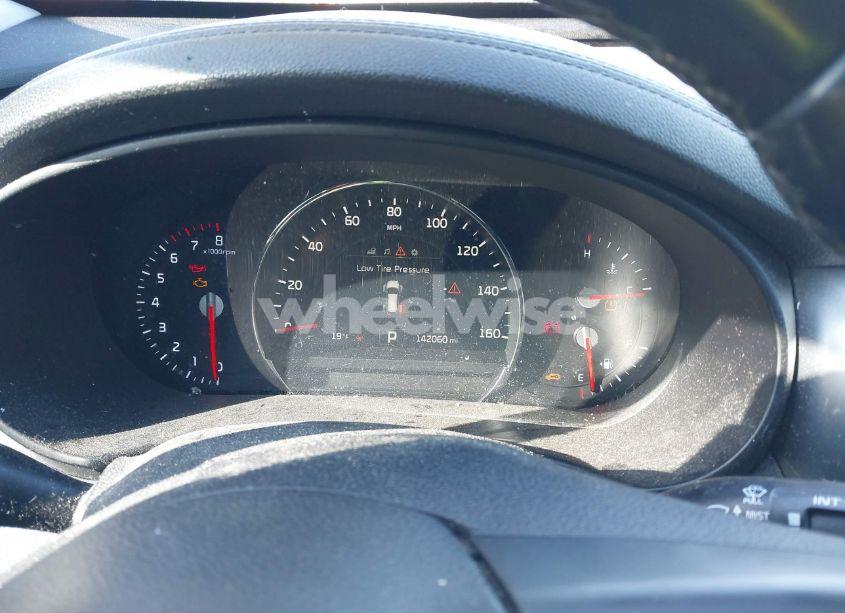 Photo 7 of 2017 Kia Sorento 3.3L EX (VIN 5XYPH4A51HG196061)