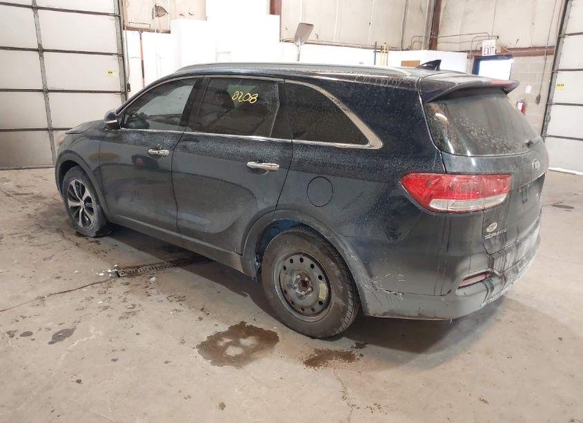 Photo 3 of 2018 Kia Sorento 3.3L EX (VIN 5XYPH4A51JG365730)