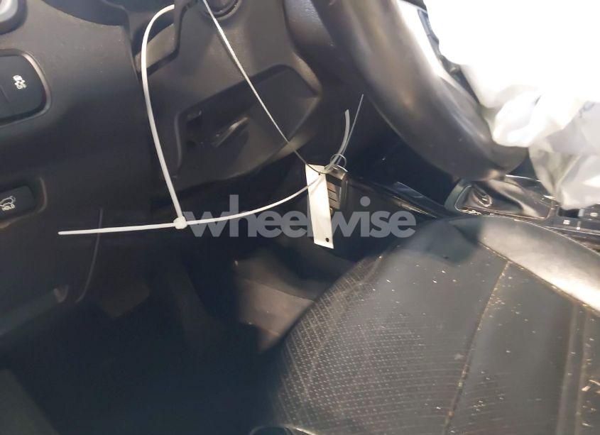 Photo 11 of 2020 Kia Sorento 3.3L EX (VIN 5XYPH4A51LG666937)