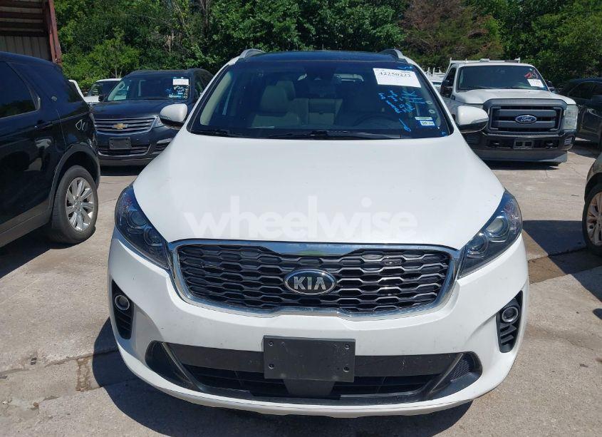 Photo 6 of 2020 Kia Sorento 3.3L EX (VIN 5XYPH4A51LG687366)