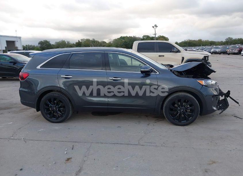 Photo 13 of 2020 Kia Sorento 3.3L EX (VIN 5XYPH4A52LG707253)