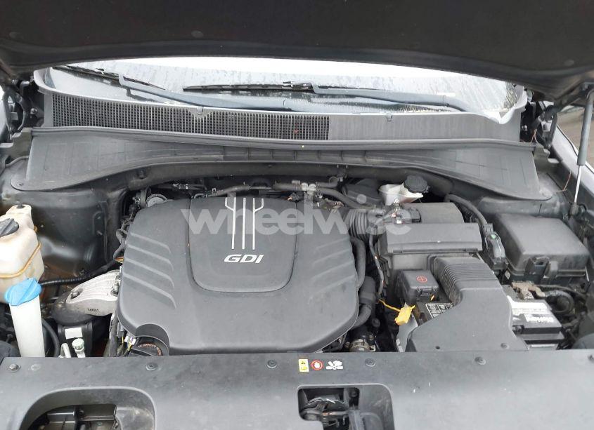 Photo 10 of 2016 Kia Sorento 3.3L EX (VIN 5XYPH4A53GG008851)