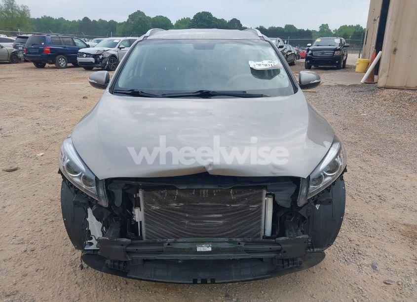 Photo 12 of 2016 Kia Sorento 3.3L EX (VIN 5XYPH4A53GG099345)