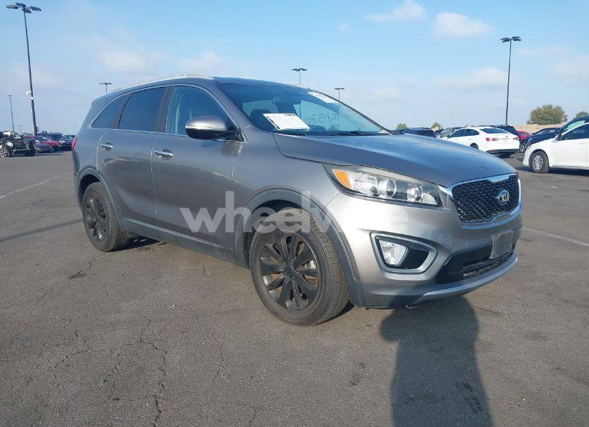 2016 Kia Sorento 3.3L EX (VIN 5XYPH4A53GG159009) main photo