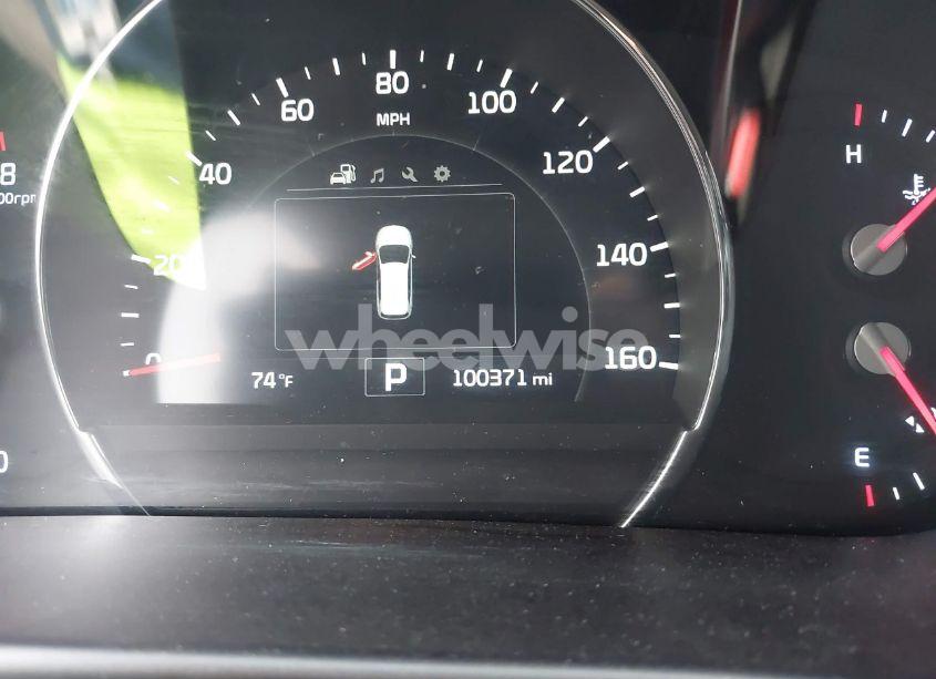 Photo 15 of 2016 Kia Sorento 3.3L EX (VIN 5XYPH4A53GG159009)