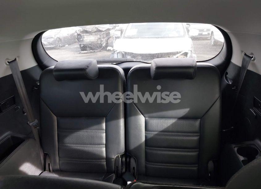 Photo 17 of 2016 Kia Sorento 3.3L EX (VIN 5XYPH4A53GG159009)