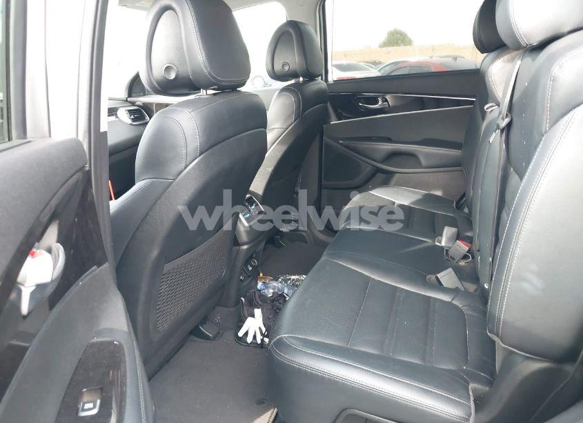 Photo 8 of 2016 Kia Sorento 3.3L EX (VIN 5XYPH4A53GG159009)