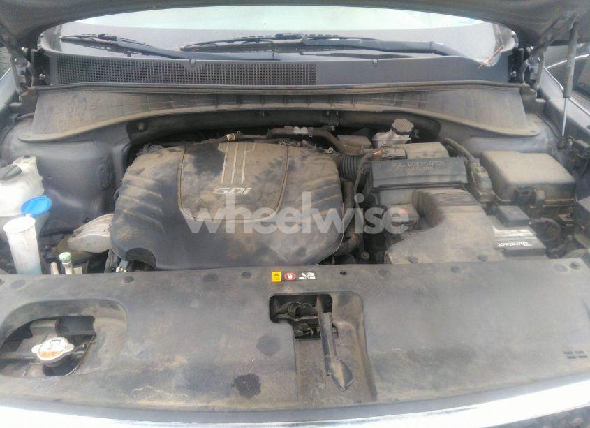 Photo 10 of 2017 Kia Sorento 3.3L EX (VIN 5XYPH4A53HG298364)