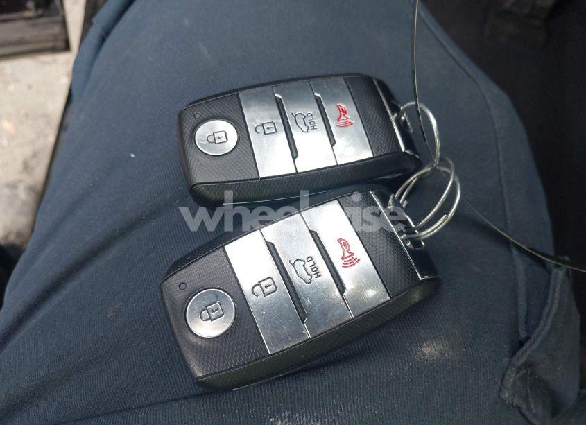 Photo 11 of 2019 Kia Sorento 3.3L EX (VIN 5XYPH4A53KG500448)