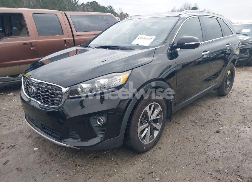 Photo 2 of 2019 Kia Sorento 3.3L EX (VIN 5XYPH4A53KG500448)
