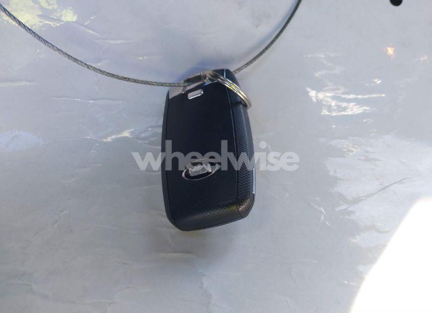 Photo 11 of 2016 Kia Sorento 3.3L EX (VIN 5XYPH4A54GG040014)