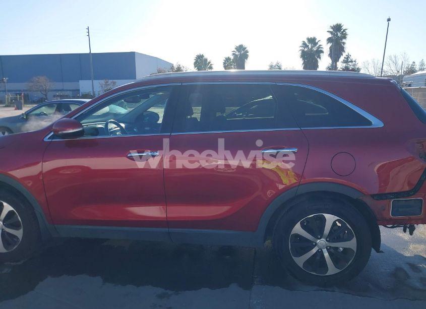 Photo 15 of 2016 Kia Sorento 3.3L EX (VIN 5XYPH4A54GG040014)