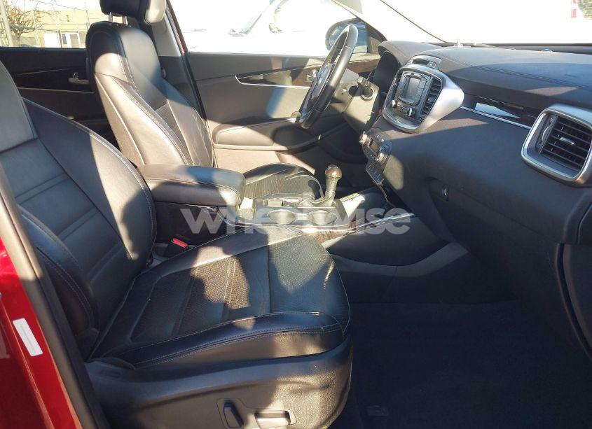 Photo 5 of 2016 Kia Sorento 3.3L EX (VIN 5XYPH4A54GG040014)