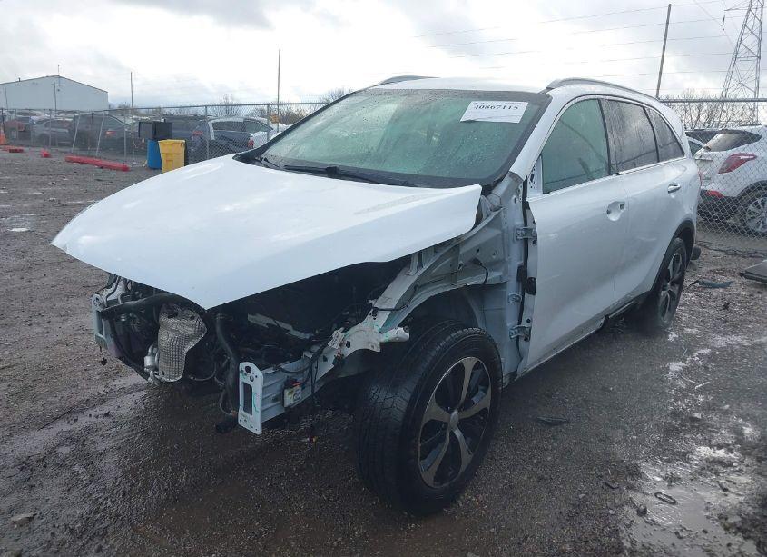 Photo 2 of 2017 Kia Sorento 3.3L EX (VIN 5XYPH4A54HG322624)