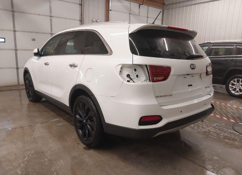 Photo 3 of 2020 Kia Sorento 3.3L EX (VIN 5XYPH4A54LG706380)