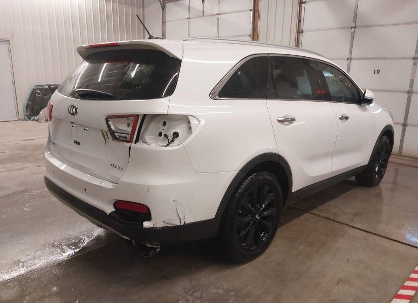 Photo 4 of 2020 Kia Sorento 3.3L EX (VIN 5XYPH4A54LG706380)