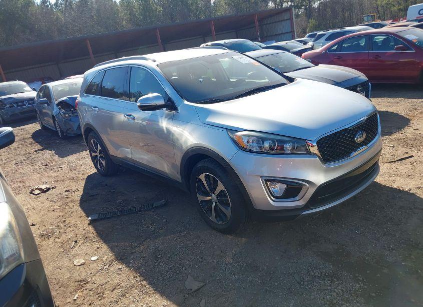 2017 Kia Sorento 3.3L EX (VIN 5XYPH4A55HG192675) main photo