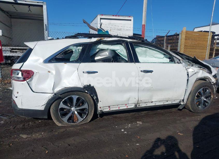 Photo 14 of 2017 Kia Sorento 3.3L EX (VIN 5XYPH4A55HG257251)