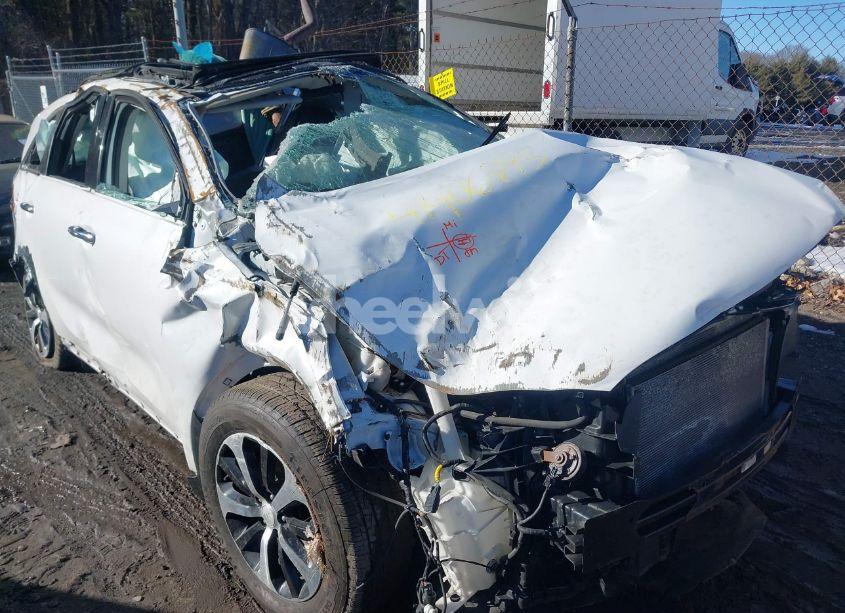 Photo 6 of 2017 Kia Sorento 3.3L EX (VIN 5XYPH4A55HG257251)