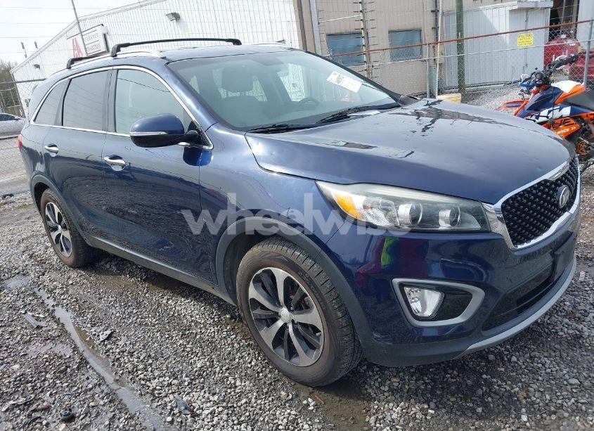 2017 Kia Sorento 3.3L EX (VIN 5XYPH4A55HG301314) main photo