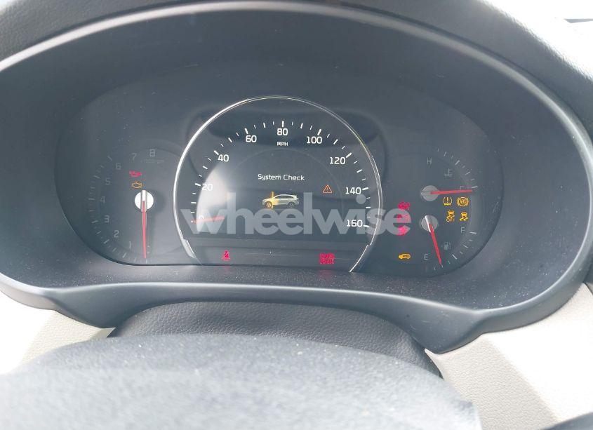 Photo 7 of 2017 Kia Sorento 3.3L EX (VIN 5XYPH4A55HG301314)